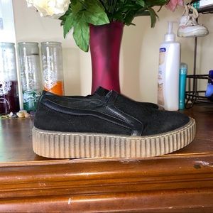 Boohoo “vans”